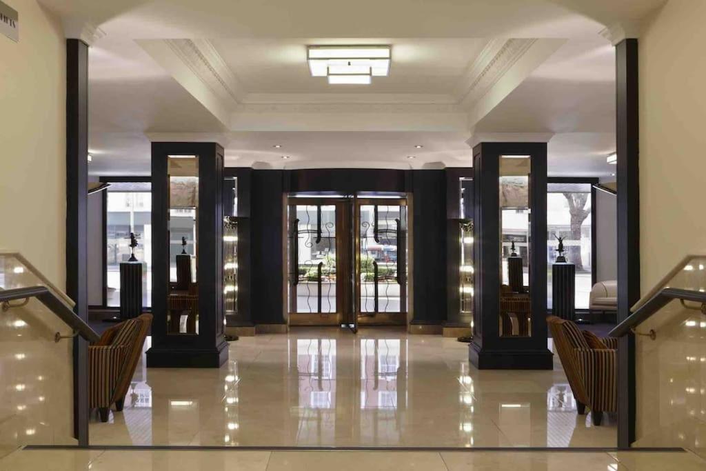Elegant 1 Bedroom Flat Near Harrods Лондон Экстерьер фото