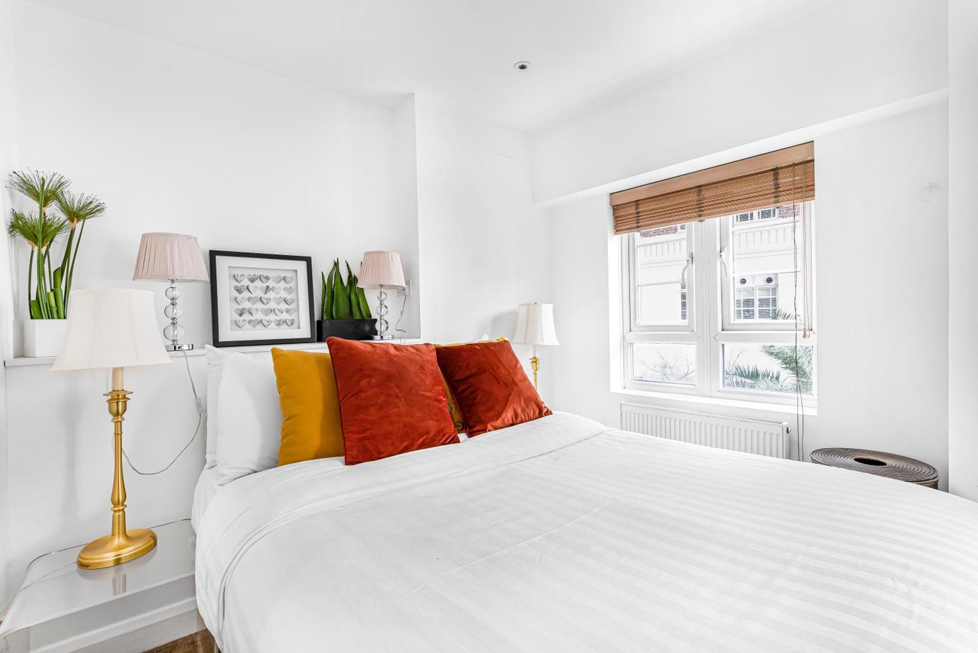 Elegant 1 Bedroom Flat Near Harrods Лондон Экстерьер фото